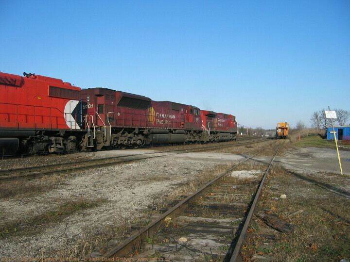 2004-11-22.2683.Guelph_Junction.jpg