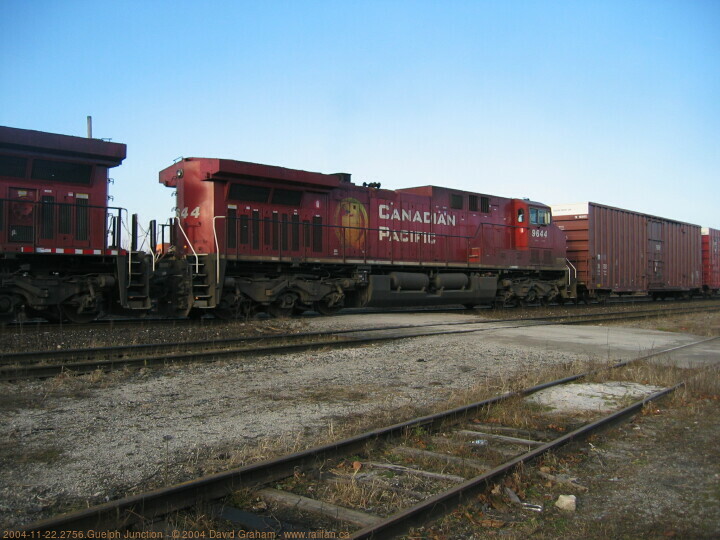 2004-11-22.2756.Guelph_Junction.jpg