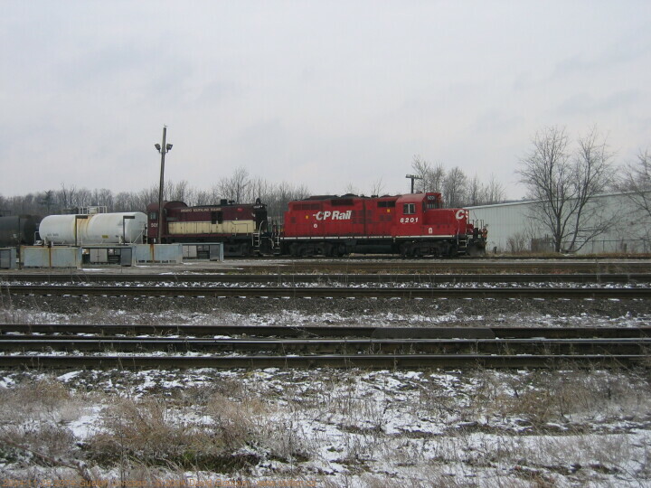 2004-11-26.3374.Guelph_Junction.jpg