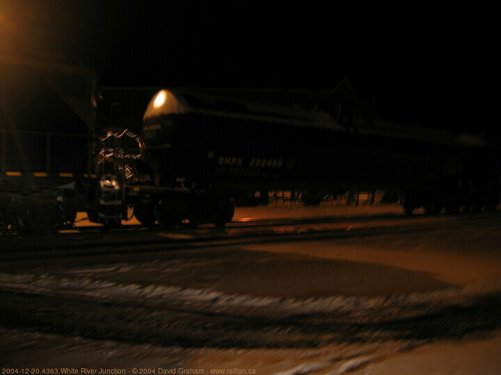 2004-12-20.4363.White_River_Junction.jpg