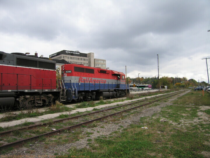 2005-10-27.2807.Guelph.jpg